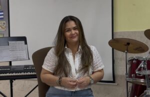 Educadora de Soledad compartió su experiencia pedagógica en la FILBO 2025