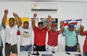 Paro Nacional de 48 horas en Barranquilla, resaltando las voces de los líderes sindicales y sociales