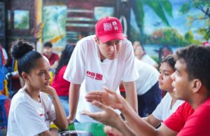 Diputado Camilo Torres lanza “Juventud en Primer Plano”, la escuela de liderazgo político para jóvenes que buscan ser Consejeros de Juventud