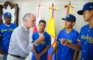 Gobernación del Atlántico reafirma su respaldo a jóvenes beisbolistas que representarán a Colombia en torneo mundial