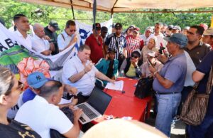 El alcalde José Elías Chams firmó acuerdo de compromisos con la comunidad