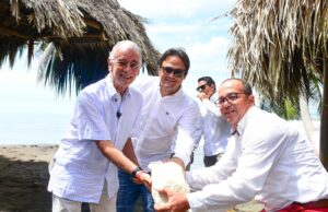 Gobierno de Eduardo Verano inicia plan de transformación integral de playas de Santa Verónica