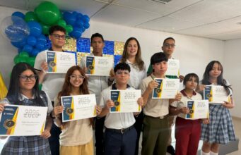 Soledad reconoce a los 10 estudiantes del sector oficial con mejores puntajes en las Pruebas Saber 11