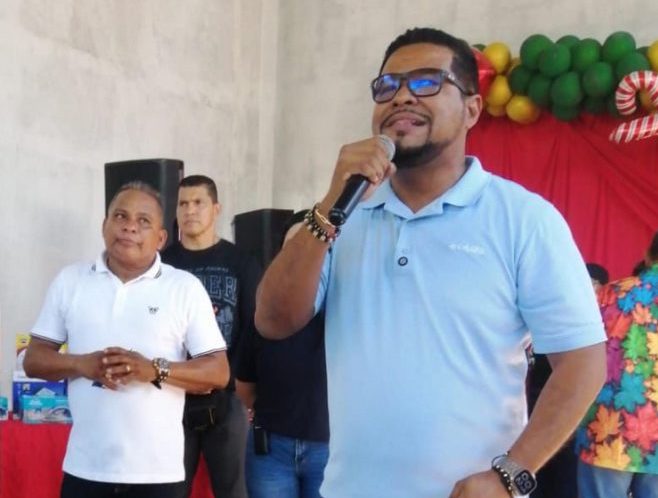 Crecen los respaldos políticos para Winsner Sandoval en Soledad