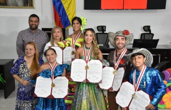 Asamblea del Atlántico exalta a la monarquía del Carnaval del Atlántico y del Carnaval de la 44