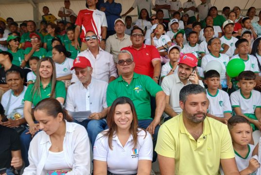 Sabanagrande estrena la mejor cancha de fútbol del Atlántico con estándares FIFA