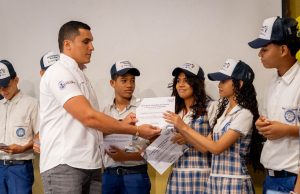 Tránsito de Soledad graduó a 108 Patrulleritos Escolares fortaleciendo la seguridad vial