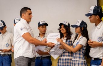 Tránsito de Soledad graduó a 108 Patrulleritos Escolares fortaleciendo la seguridad vial