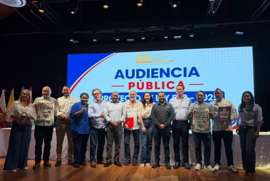 Barranquilla le habló al país: más de 400 voces participaron en la audiencia pública de la Ley de Competencias del SGP liderada por Gersel Pérez