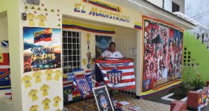 San Felipe se viste de rojo y blanco para exaltar los 102 años del Junior y la pasión mundialista