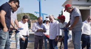 Gobernador Eduardo Verano prende motores en Juan de Acosta para aumentar cobertura de alcantarillado