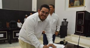 Carlos Gualdron Barraza asume como nuevo diputado del Atlántico