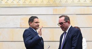 Honorio Henríquez asume la Presidencia del Senado con un llamado a la unidad y al fortalecimiento institucional