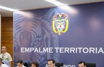 Alcalde de Los Córdobas gestiona proyectos clave para la zona costanera en reunión con el presidente electo