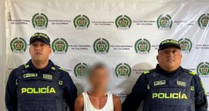 En la lucha frontal contra el tráfico local de estupefacientes, la Policía Nacional capturó a dos personas en los municipios de Luruaco y Baranoa por el delito de tráfico, fabricación o porte de estupefacientes.
