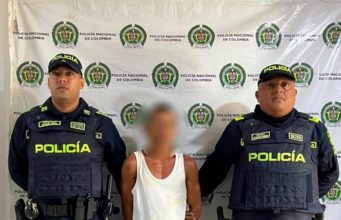 En la lucha frontal contra el tráfico local de estupefacientes, la Policía Nacional capturó a dos personas en los municipios de Luruaco y Baranoa por el delito de tráfico, fabricación o porte de estupefacientes.