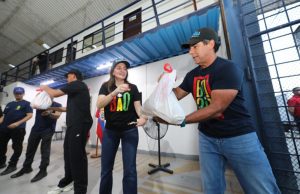 ¡Un camión lleno de esperanza parte desde Barranquilla hacia Venezuela!: alcalde Char