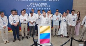 De la Espriella anuncia nueva cúpula de la Policía y fija la Subdirección Nacional en Barranquilla