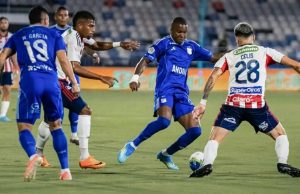 Millonarios golpeó a Junior en Barranquilla con un agónico gol de Rodrigo Contreras